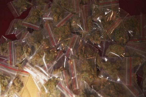 BLOKIRANA 153 VELIKOPRODAJNA LANCA: Moskovska policija prošle godine konfiskovala više od 700 kg NARKOTIKA!