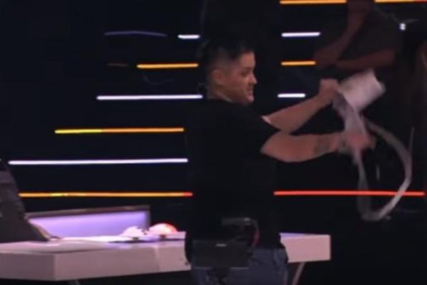 NUŽDA ZAKON MENJA: Veliki skandal u Zvezdama Granda, žiri napustio snimanje, a razlog je sramotan! (FOTO)