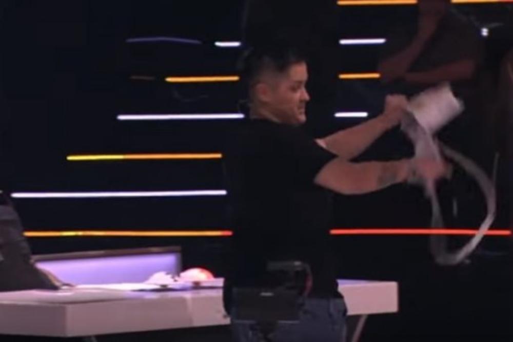 NUŽDA ZAKON MENJA: Veliki skandal u Zvezdama Granda, žiri napustio snimanje, a razlog je sramotan! (FOTO)