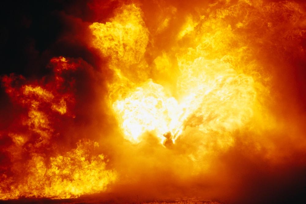 PIROMAN U NIŠU: Polio benzinom i zapalio kafanu!