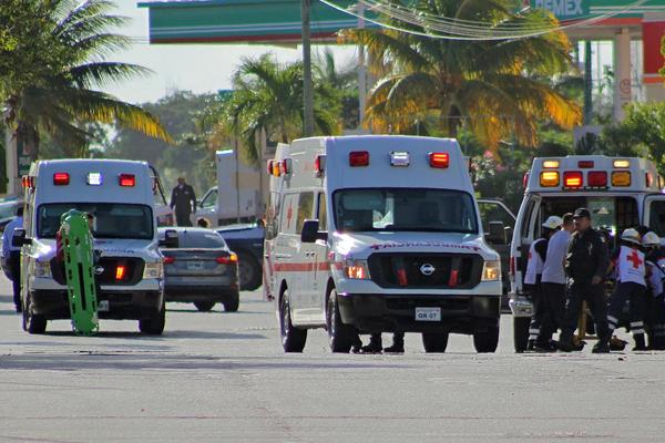 Velika nesreća u Meksiku: Autobus pao 90 metara u provaliju, 12 poginulih!