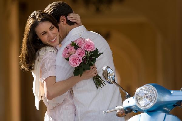 10 ženskih osobina na koje se  muškarci lepe kao muve (FOTO) (GIF)