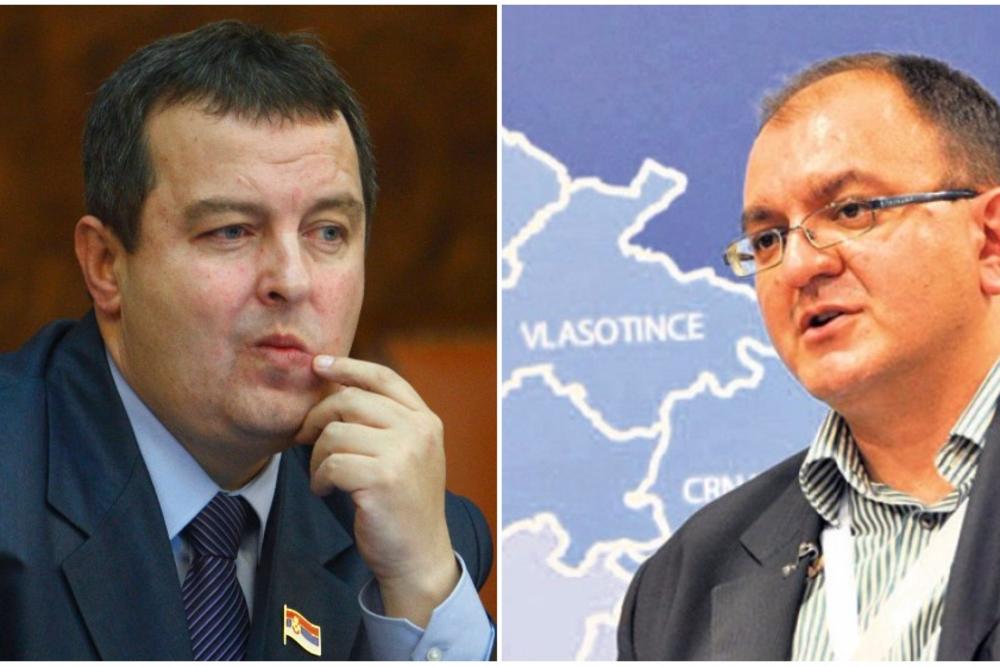 OPTUŽUJU GA DA JE KRAO KONJAK, PALILI MU AUTO, TERETE GA ZA UTAJU POREZA: A on novi Dačićev savetnik!