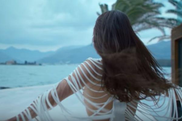 ŠTA SVE POSEDUJE CECA NA KIPRU? Ima svoju kapelu, njena vila je največa, prve komšije su joj RUSI! (FOTO)