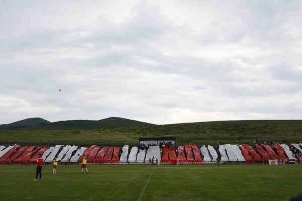 Zvezdina rapsodija u Gračanici uz feštu Delija! (FOTO)