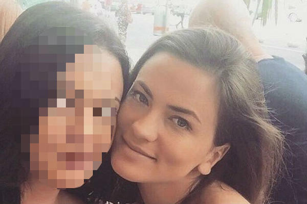 ONA JE MOŽDA ČAK I BOLJA RIBA! Milica Pavlović vam je SEKSI, ali njena sestra je za padanje u nesvest! (FOTO)