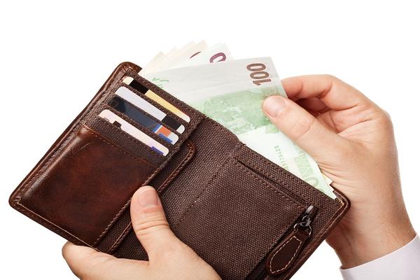 PODIGAO CELU PLATU, PA IZGUBIO NOVČANIK: Otišao u policiju, a onda je došlo do PREOKRETA!