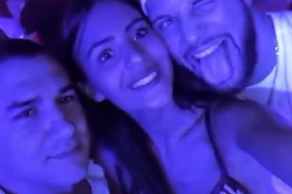 ANASTASIJA IZVELA CECINOG MANEKENA U PROVOD: Devojke su tek sad ljubomorne na nju, pogledajte samo šta su radili (VIDEO)