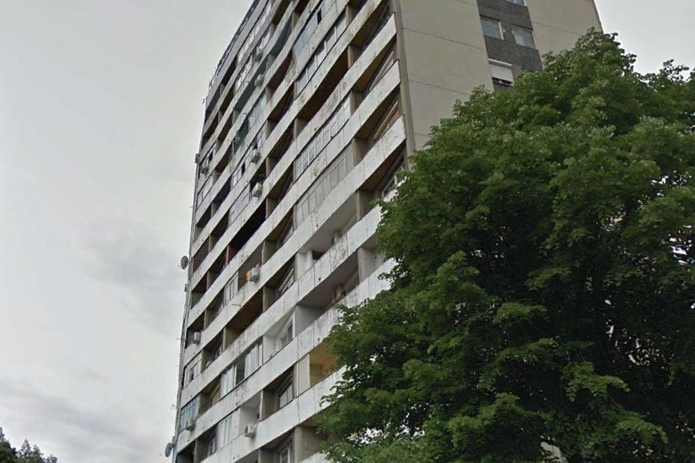 HOROR U VOJVODE STEPE: Žena skočila s "ukletog solitera"!