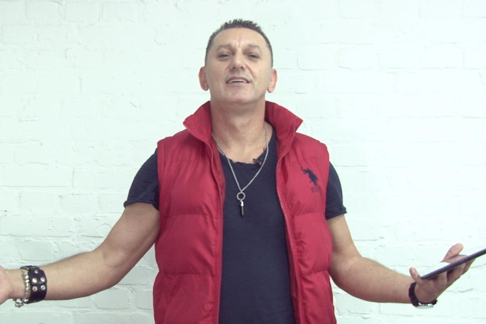 ZA 80 KVADRATA PLJUNUO 200.000 EVRA! Šako kupio STAN ĆERKAMA, platio ga kao da je od ZLATA, a nije ni u BEOGRADU