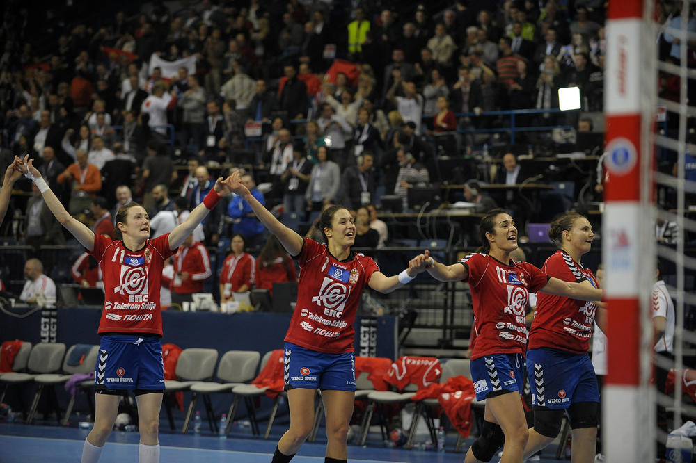 Priznajte da niste očekivali OVOLIKO dobru vest iz srpskog rukometa! I to ženskog... (FOTO)