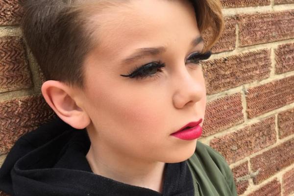 Zaludeo je svet: Džek ima 10 godina, 70.000 fanova i novi je mejkap guru! (FOTO) (VIDEO)