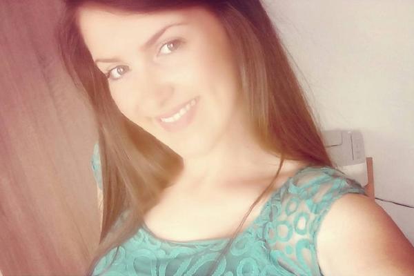 PUCAO DEVOJCI U GLAVU NA PUMPI Kristini (19) život visi o koncu zbog sto evra! A RADILA JE DA BI MOGLA DA STUDIRA!