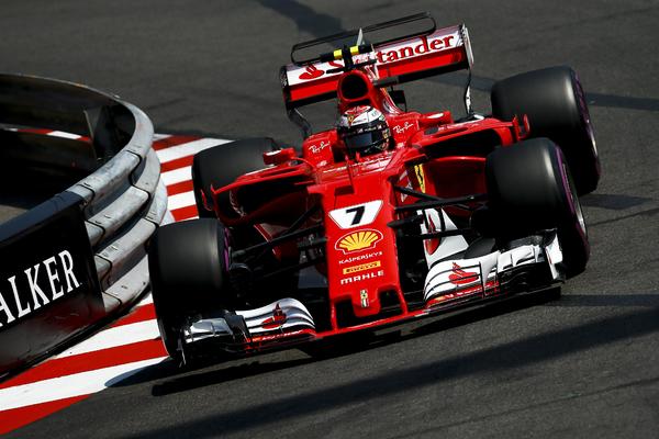 POTPISAO NOVI UGOVOR: Legenda Formule 1 nema nameru da se povlači! (FOTO)