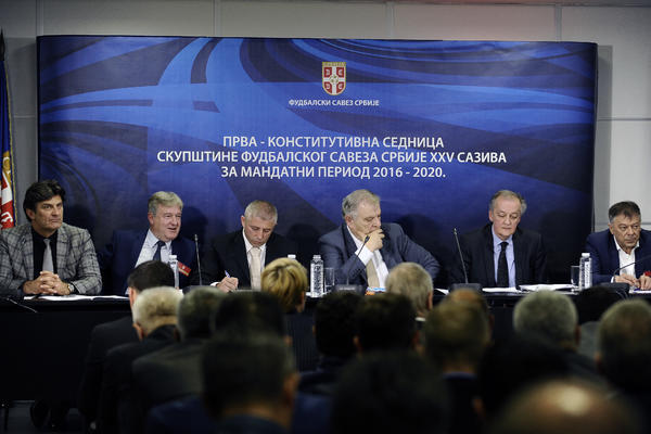 FSS NIJE AFRIČKO PLEME, PA DA SE IZVODI PUČ: Posle Terzićevih napada, Savez zapalio još veću vatru! (FOTO)