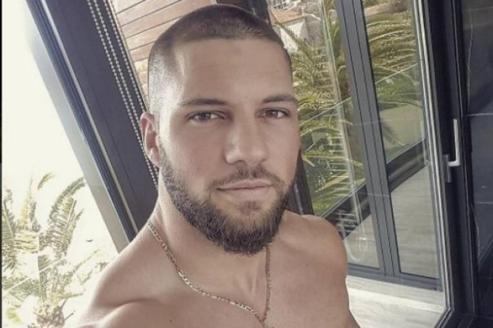 NE LOŽE SE SAMO ŽENE NA NJEGA! Riki Martin OTKINUO na Cecinog manekena! (FOTO)