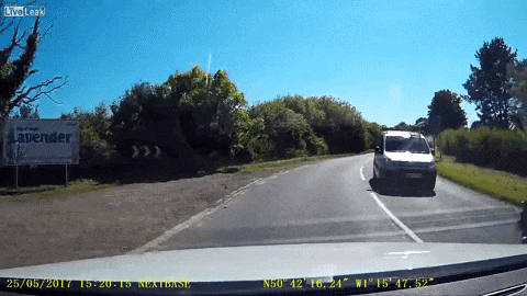 Naduvao se kao zmaj, seo za volan i - umalo poleteo (VIDEO)