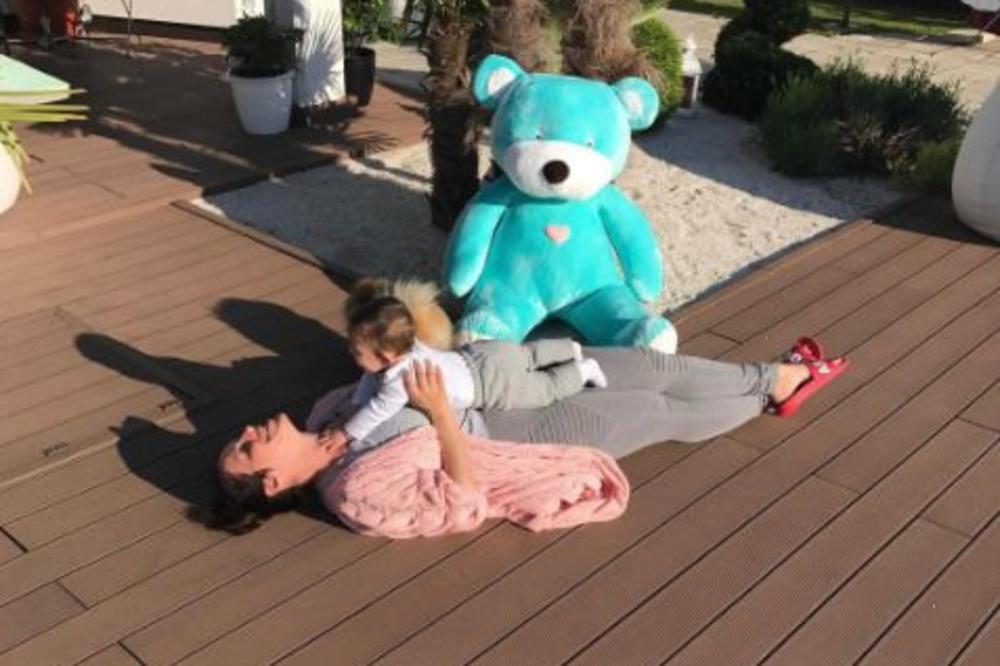 SEKO MAJSTORE! TORTA za PRVI ROĐENDAN malog Jakova je nešto najslađe što smo ikada videli! Cela ESTRADA na žurki!  (FOTO)