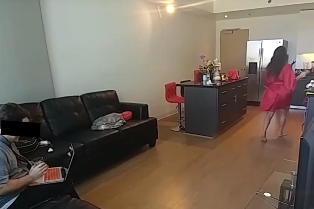 Devojka namestila dečku SEKSI GOLU CRNKU, a kada je videla šta je uradio, ostala je bez teksta! (VIDEO)