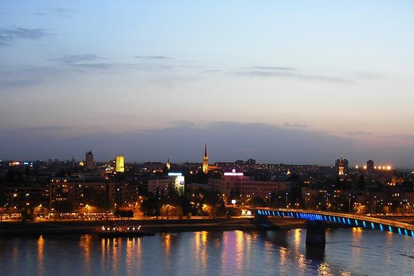 BEŽI I NE OKREĆI SE: Srpkinja se uselila kod dečka, pa ostala zatečena