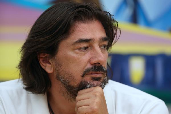 VELIKI SKANDAL U NEVESINJU: Vojin Ćetković tražio da se skine natpis MITROVDANSKE BITKE!