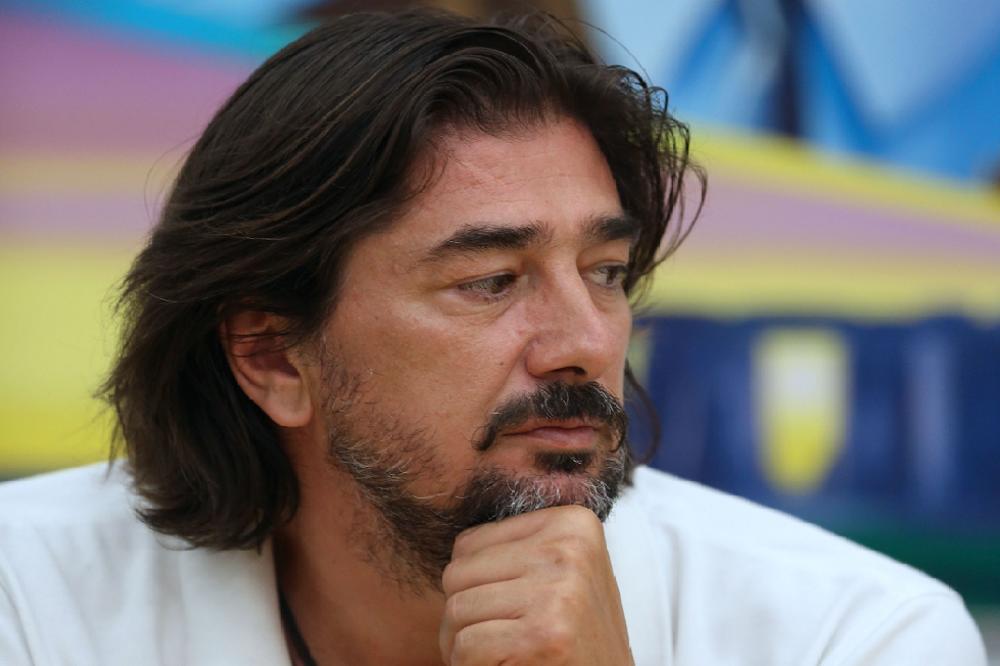 VELIKI SKANDAL U NEVESINJU: Vojin Ćetković tražio da se skine natpis MITROVDANSKE BITKE!