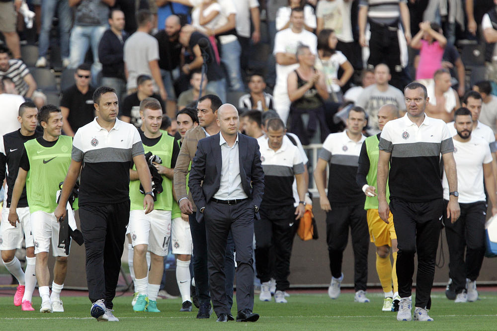 Dok Grobari razmišljaju o ostanku Leonarda, Evertona i Đurđevića, Partizan ostaje bez glavnog čoveka?!