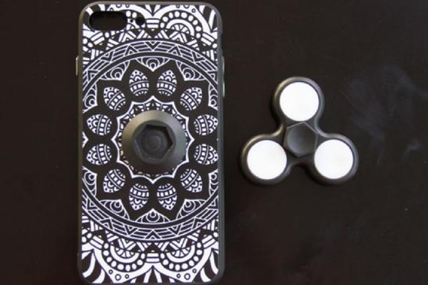 Igračka koja osvaja svet: Spiner stiže i za mobilni!