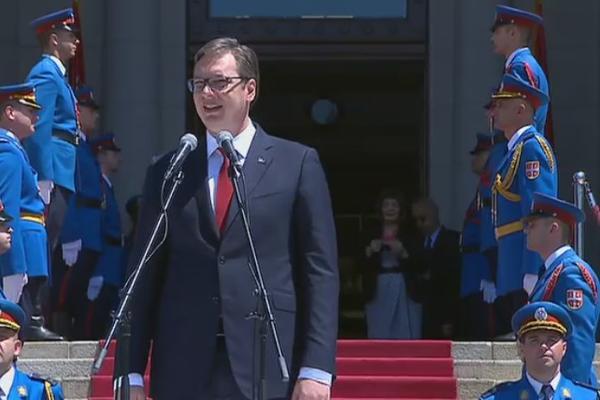VUČIĆ U KRANJU: Biću dosadan kao stenica, od OVOG neću da odustajem!