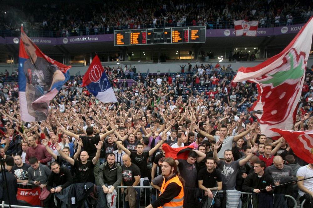 Svi koji žele da kupe sezonske ulaznice za KK Crvena zvezda, moraju da pročitaju celo obaveštenje koje je klub objavio!