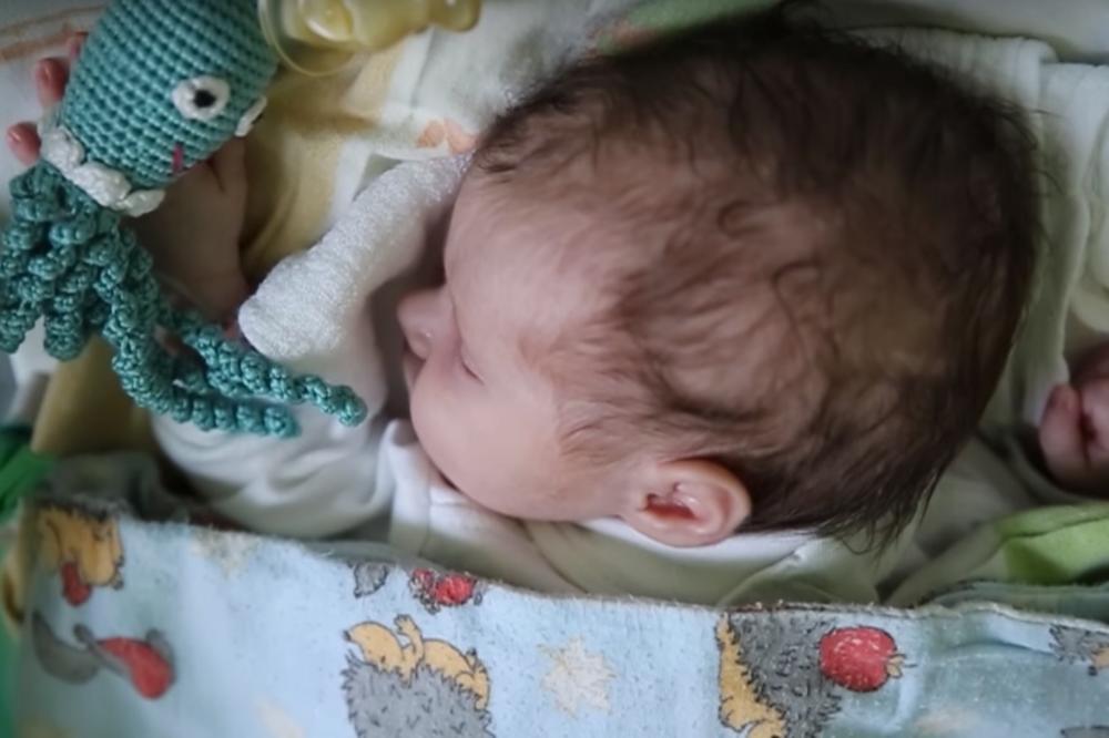 Bolnica u Irskoj traži pletilje za heklanje hobotnica - za bebe! (FOTO) (VIDEO)