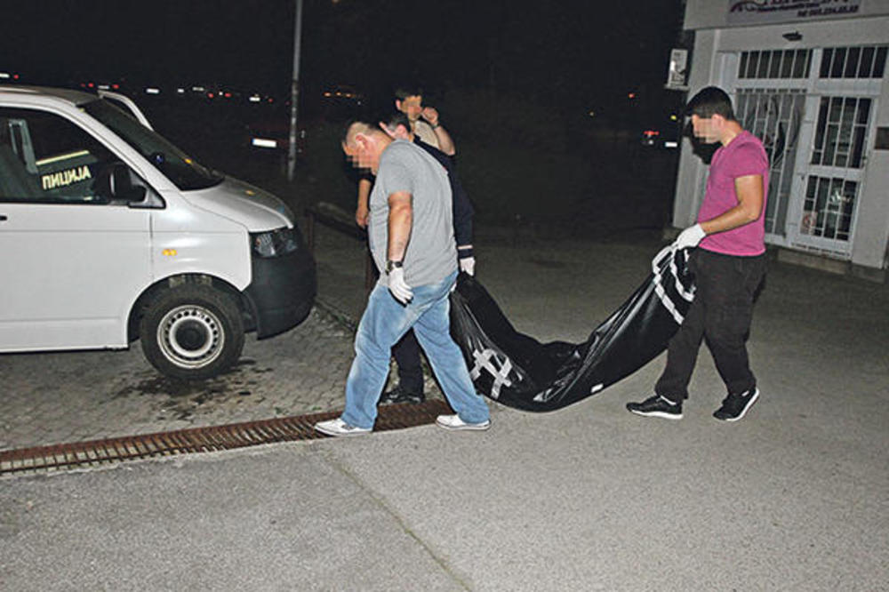 STRAHOTA NA VIDIKOVCU: Narkoman iskasapio nožem rođenu majku, pa pobegao! (FOTO)