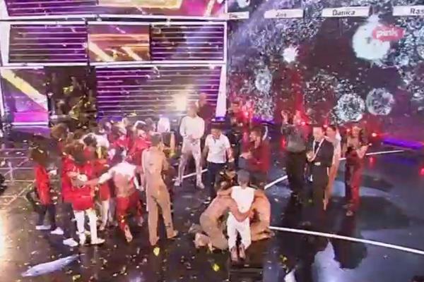 ZAVRŠENO TAKMIČENJE JA IMAM TALENAT: Publika odlučila pobednika, ali svi su gledali u Rastinu novu frizuru! (FOTO)(VIDEO)