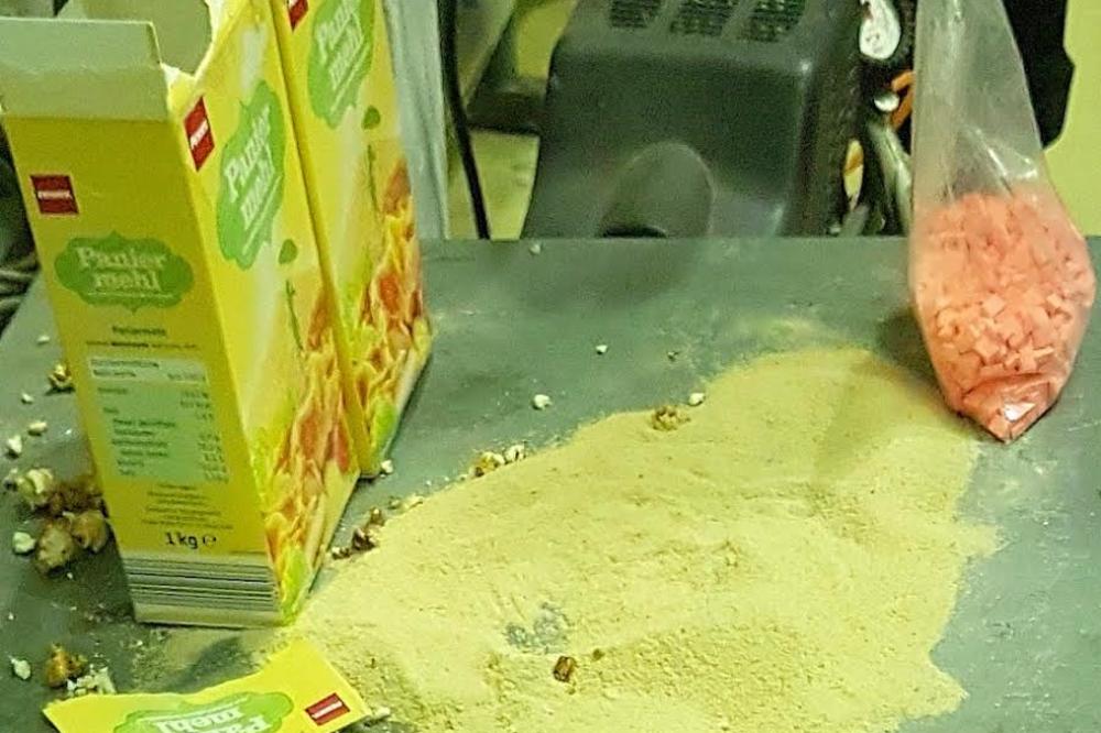 DROGA U MLEVENOM KEKSU! Hit zaplena srpskih carinika je za nevericu!