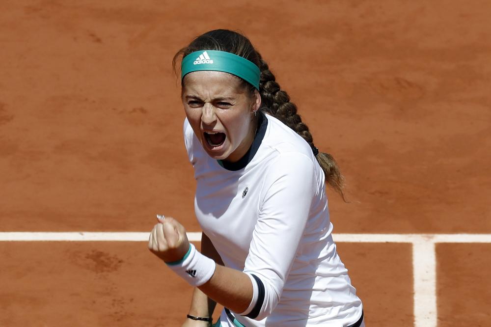 SENZACIJA U PARIZU: Tinejdžerka iz Letonije osvojila Rolan Garos! (FOTO)