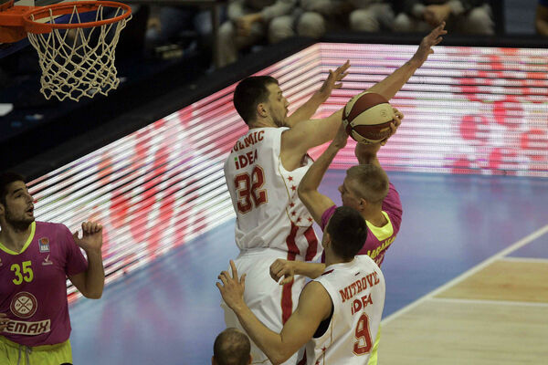 ZVEZDA POVELA U SERIJI: Stisak Kuzmića i Bjelice u reketu bio je prejak za Megu!