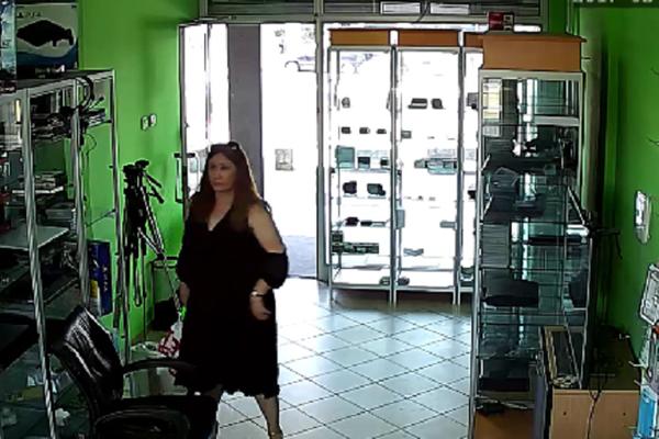 POZAVIDELI BI JOJ I PINK PANTERI: Nabudžila se pa pokrala radnju usred Beograda, ali na jednu stvar nije računala! (VIDEO)