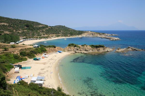 ZVANIČNA ODLUKA! Srbi mogu u Grčku, postoji razlika ako idu kopnenim ili vazdušnim putem do 1. jula, evo i koja!