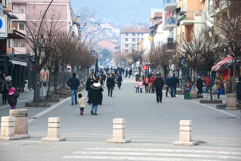NOVI PAZAR: Umrlo četvoro ljudi, duplo više na respiratorima