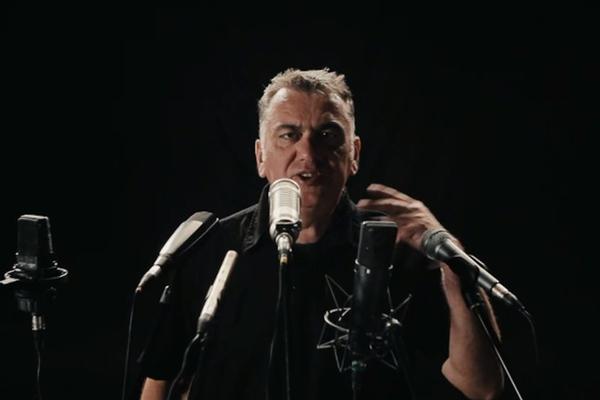 Skinite povez s očiju, pogledajte se u ogledalu. Vreme je za buđenje! Zašto su "Škrtice" najvažnija nova stvar srpske muzike? (VIDEO)