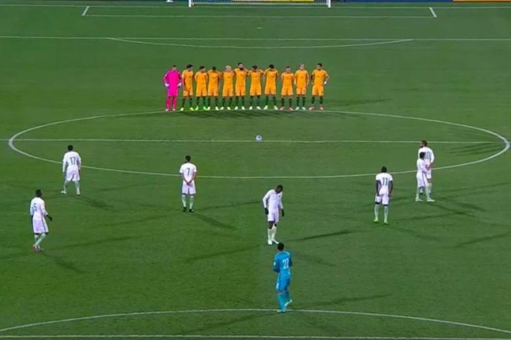 SKANDAL U KVALIFIKACIJAMA ZA SP: Fudbaleri šetali po terenu tokom minuta ćutanja za londonske žrtve! (FOTO)