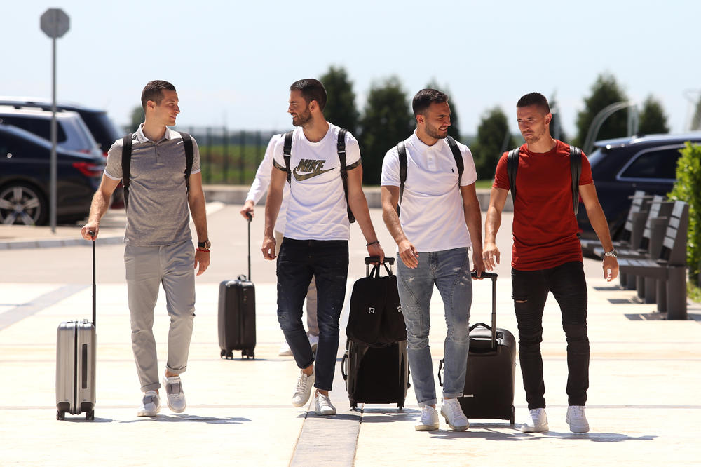 POČELA OTIMAČINA ZA REPREZENTATIVCEM SRBIJE! Njegovom klubu će eksplodirati GMAIL od previše milionskih ponuda! (VIDEO)