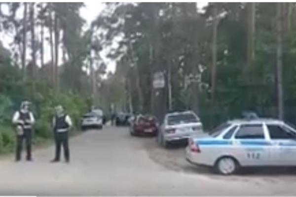 DRAMA U RUSIJI: Snajperista se zabarakadirao i rešeta ljude po ulici! (VIDEO)