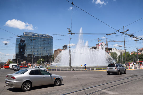 NE MOŽE TO SVAKO, A I NE UME: Specijalne jedinice biće zadužene za fontanu na Slaviji!