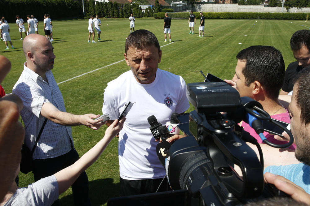 Đukić posle Rada: Uradili smo ono što je najteže u fudbalu! (FOTO)