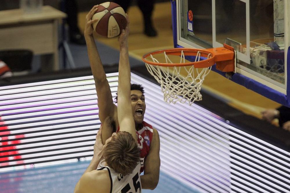 22 KLUBA! Ako je suditi po ovome, Boldena nikada nećemo videti u Zvezdinom dresu! (FOTO)