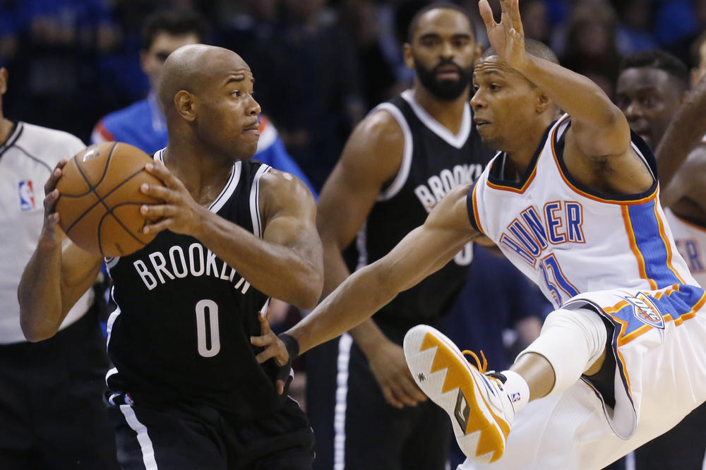 Neverica u SAD: Bivši NBA igrač uhapšen naoružan do zuba u trenutku dok je konzumirao drogu! (FOTO)