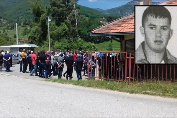 Ivan poginuo na 25. rođendan, deset meseci kasnije i NJEGOV BRAT! SUDBINA PORODICE IZ CRNE GORE LEDI KRV U ŽILAMA