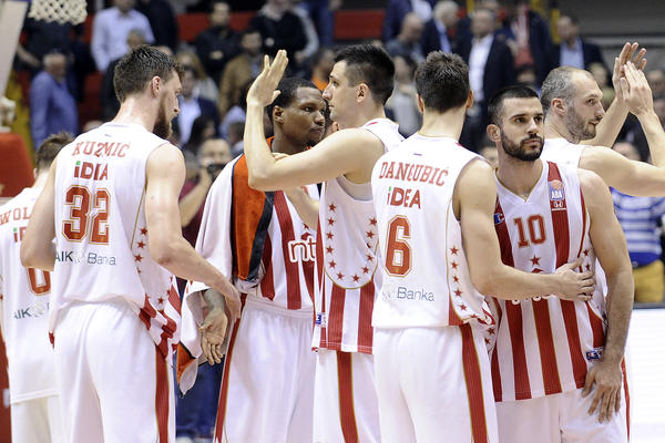 ZVEZDA OSTAJE BEZ KAMENA TEMELJCA? Srbin odvodi jednog od najboljih košarkaša srpskog šampiona? (FOTO)