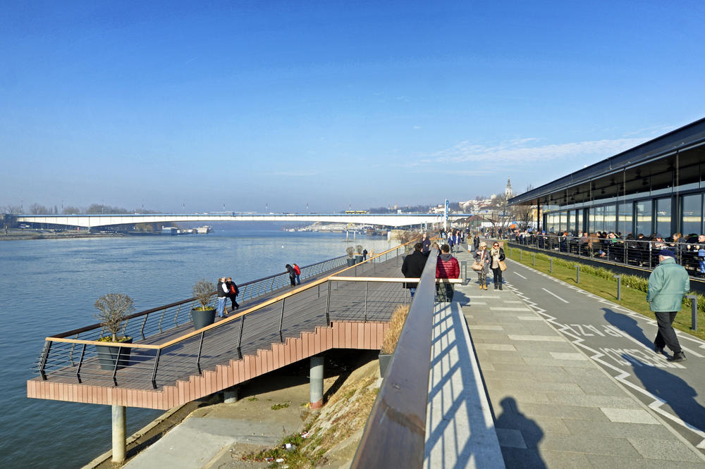 ŠTA JE PI*KO, SAD MI ZABRANI DA UĐEM AKO SMEŠ! Detalji krvavog obračuna na beogradskom splavu!